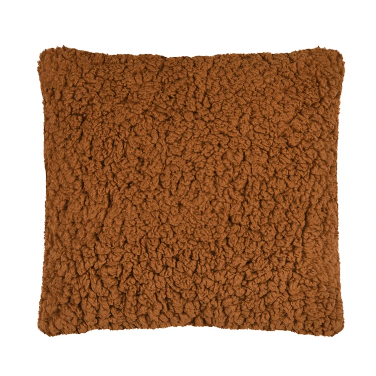 Coussin carré moelleux fausse fourrure