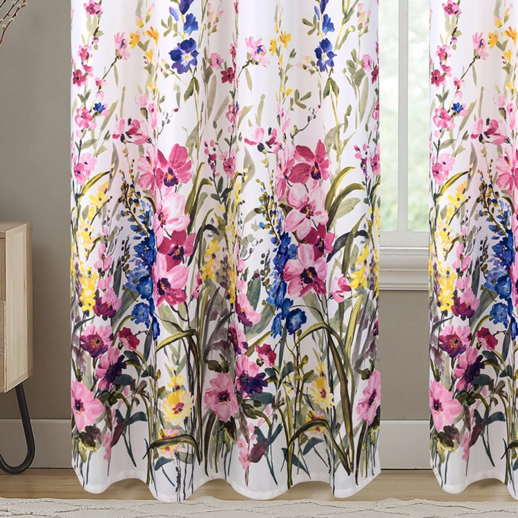 Par de Cortinas con Ojales y Motivo Floral Multicolor