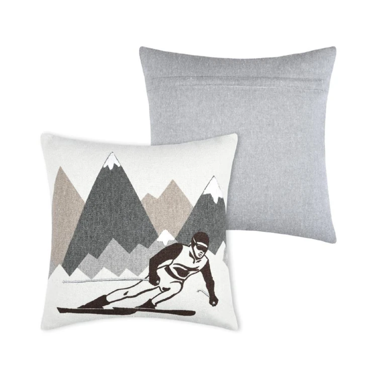 Coussin carré skieur et montagnes