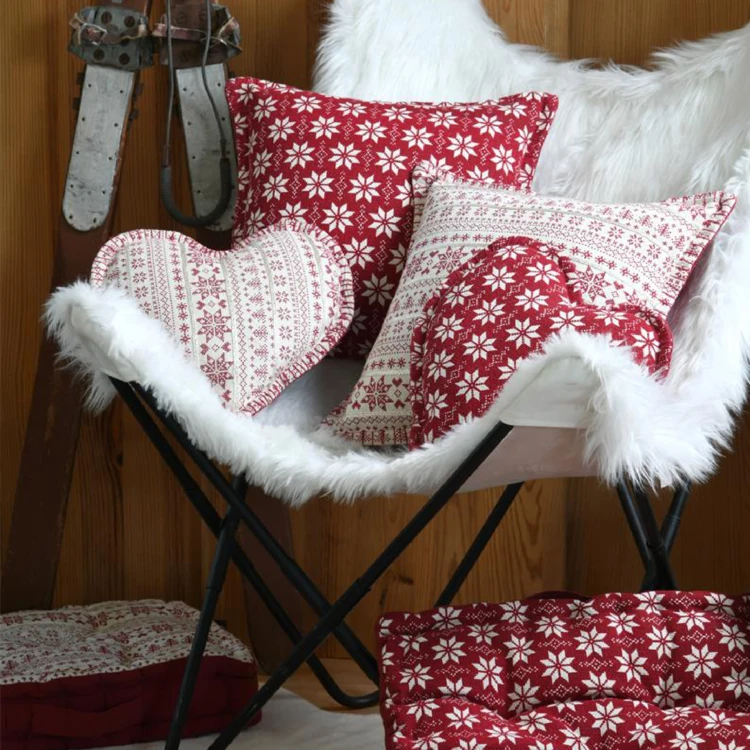 Coussin coeur esprit chalet traditionnel