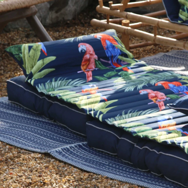 Matelas de plage extérieur motif exotique