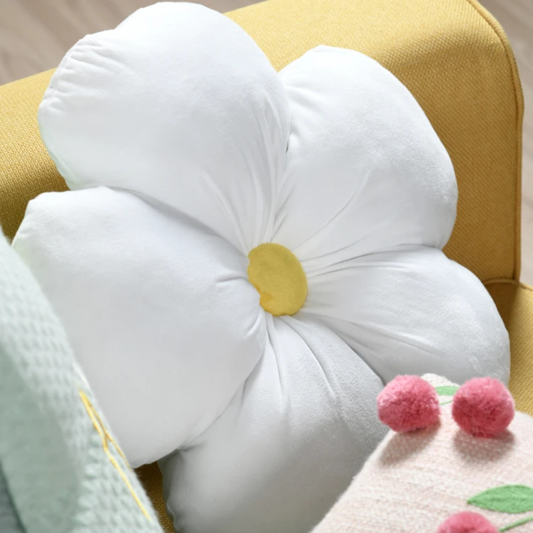 Coussin blanc en forme de fleur