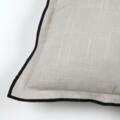 Coussin volant plat feston noir coton